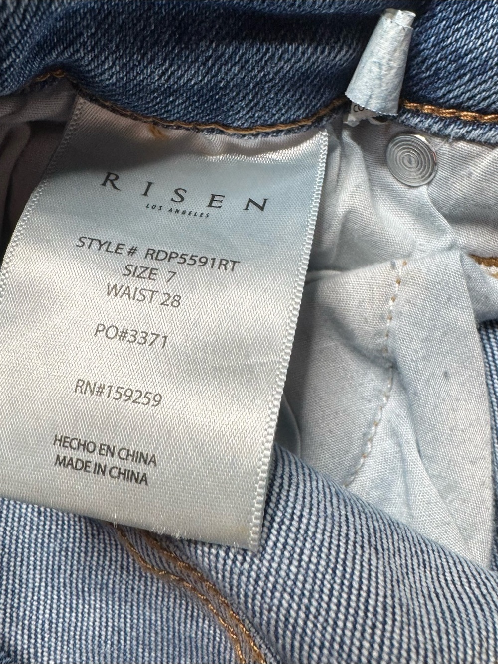 Risen High Rise Flare Jeans Raw Hem Light Wash Stretch Size 7/28 - Picture 12 of 12